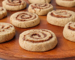 Cinnamon roll protein cookie
