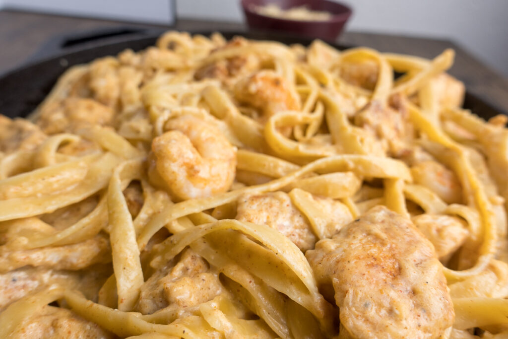 Creamy Cajun Chicken And Shrimp Alfredo Pasta