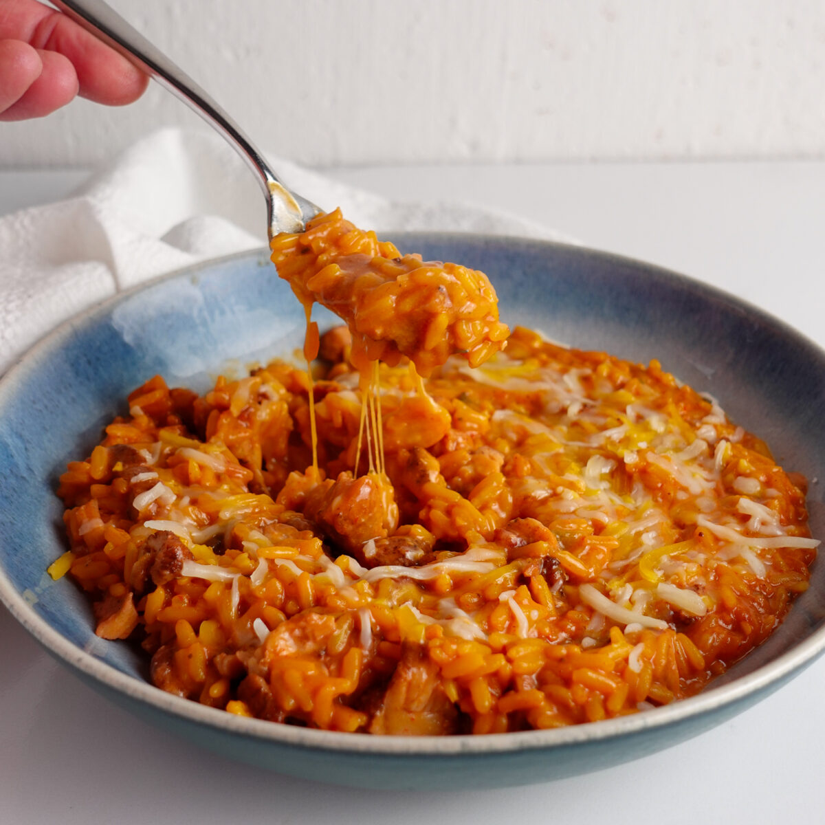 cheesy-mexican-rice-chicken-skillet