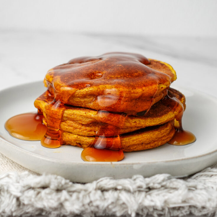 Pumpkin pie pancakes